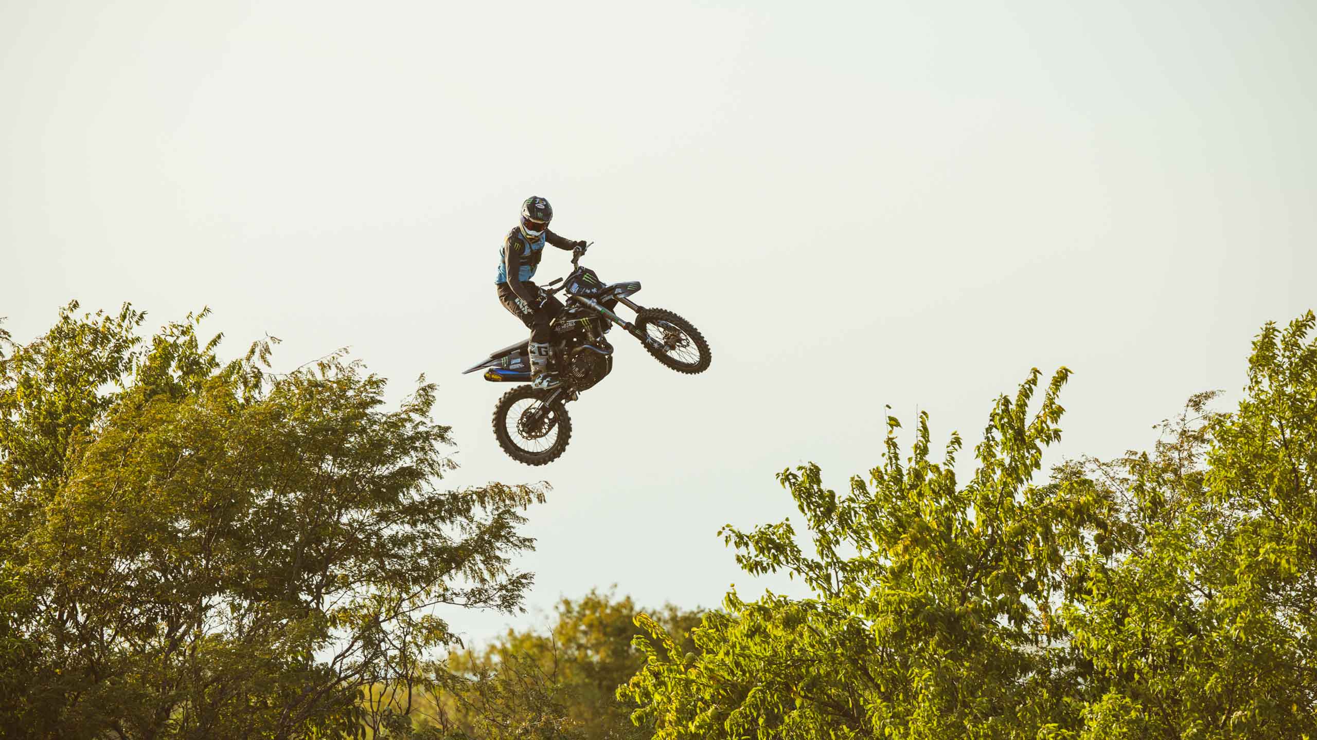 Julien Vanstippen - Bell Helmets Athlete