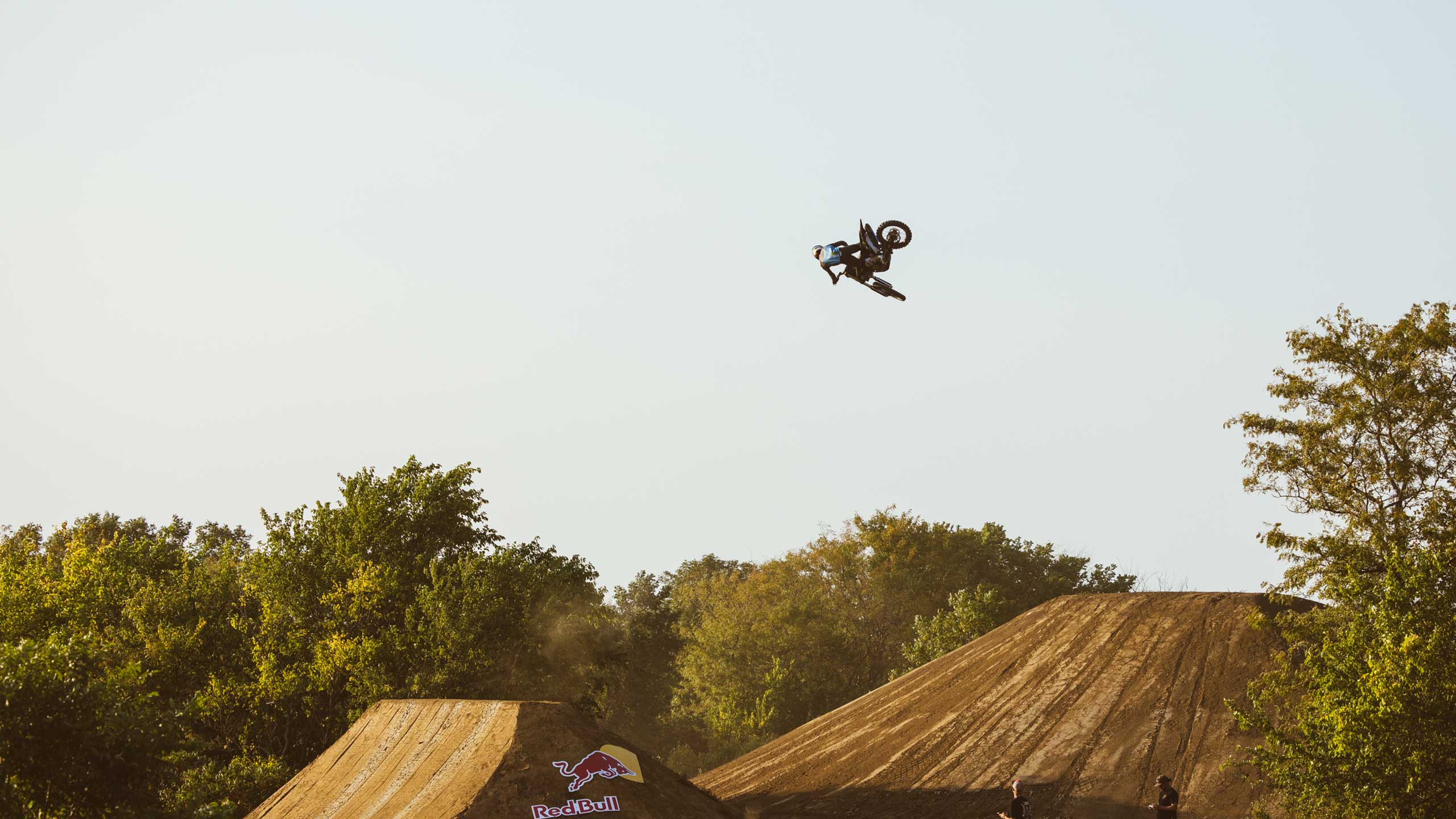 Julien Vanstippen - Bell Helmets Athlete