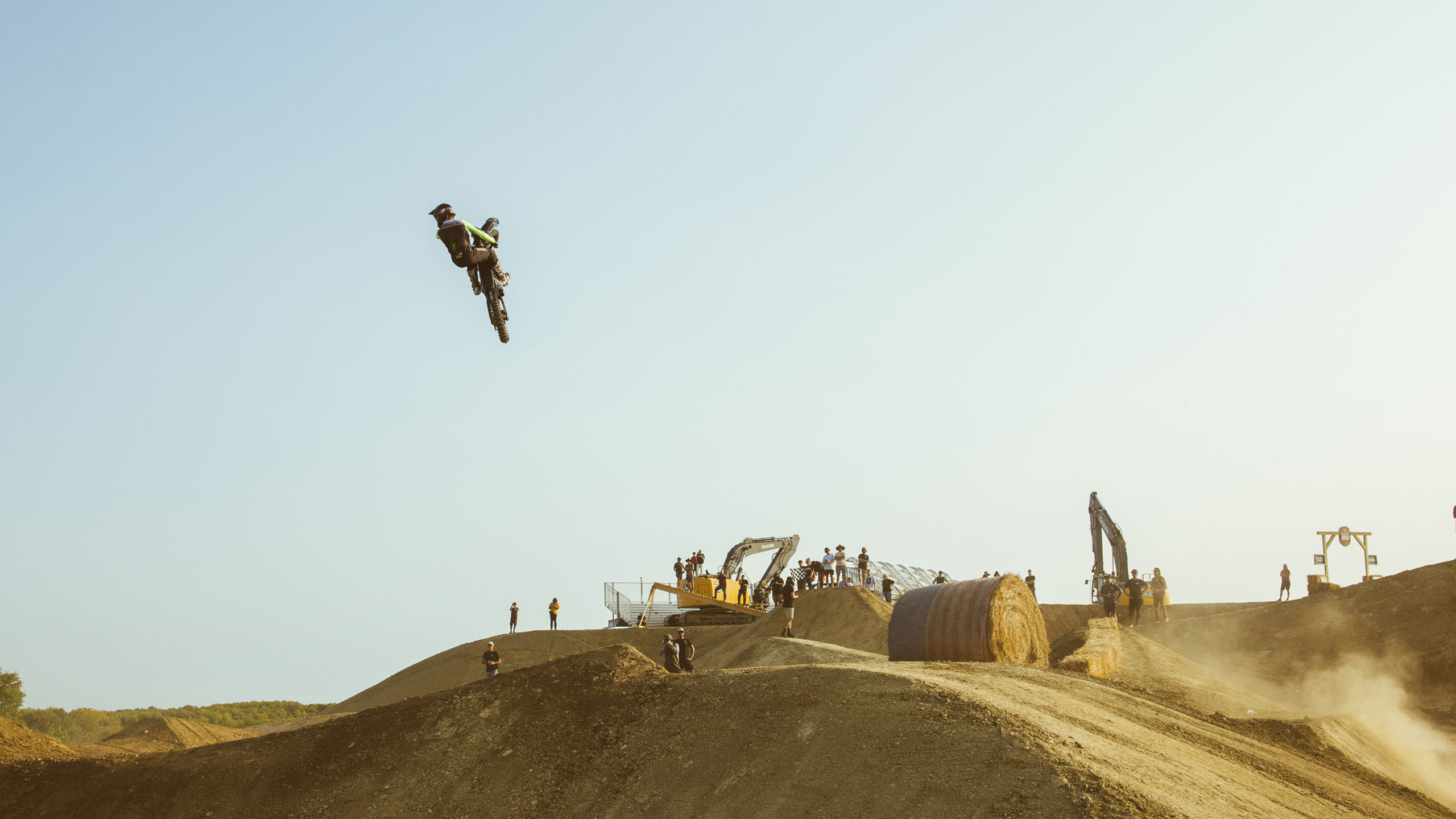 Julien Vanstippen - Bell Helmets Athlete